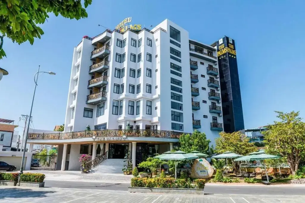 Khách sạn The Palms Hotel Phan Thiết