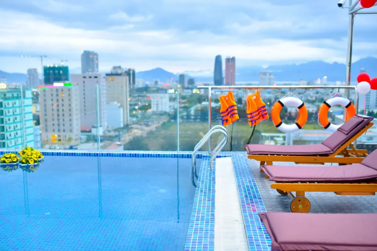 Khách sạn Bliss Luxury Hotel Đà Nẵng