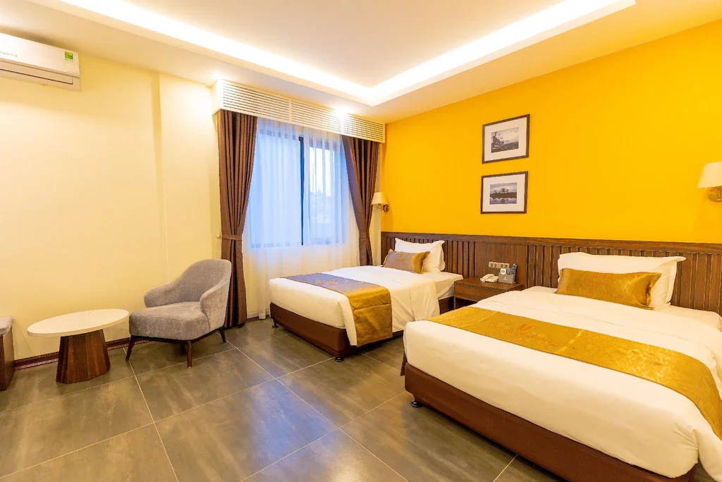 Khách sạn Viktor Legends Hotel Quảng Ninh