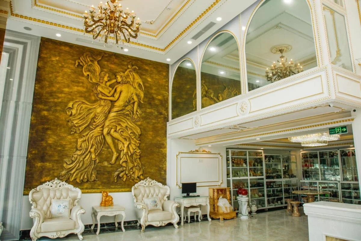 Khách sạn Royal Beach Hotel Đà Nẵng