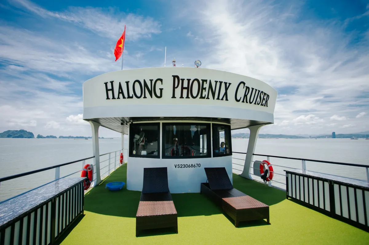 Du thuyền Halong Phoenix Cruiser 14 Cabins Hạ Long