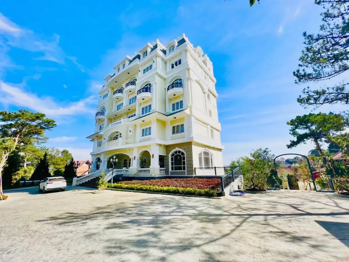 Khách sạn Calyssa Hotel & Villa Đà Lạt