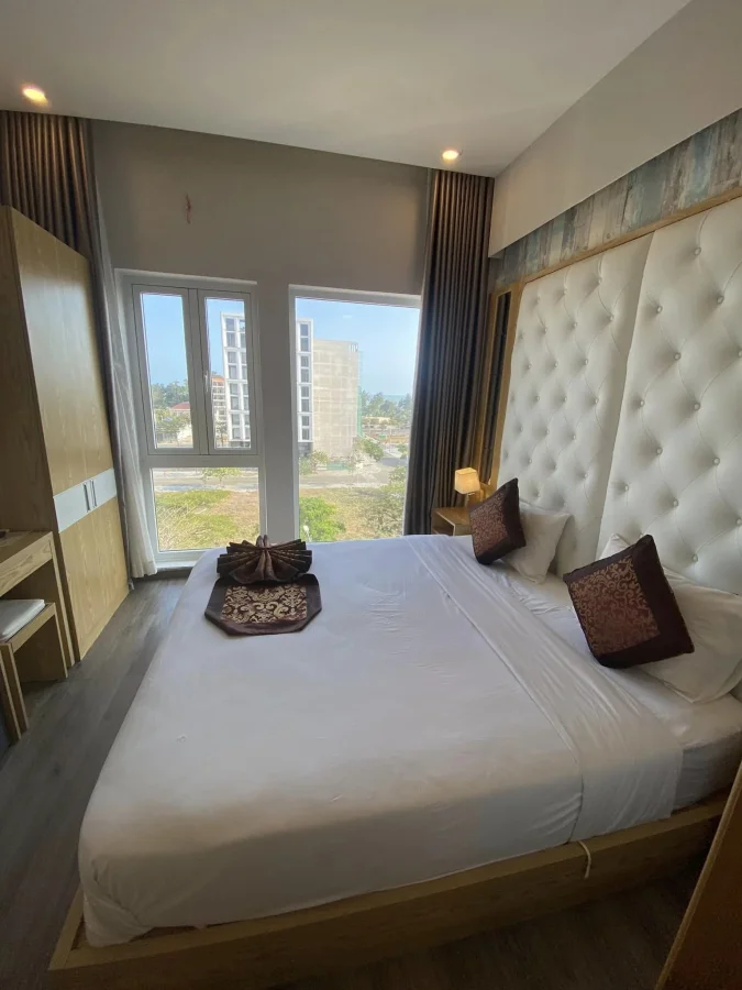 Khách sạn Emerald Ocean Hotel Phan Thiết - Mũi Né