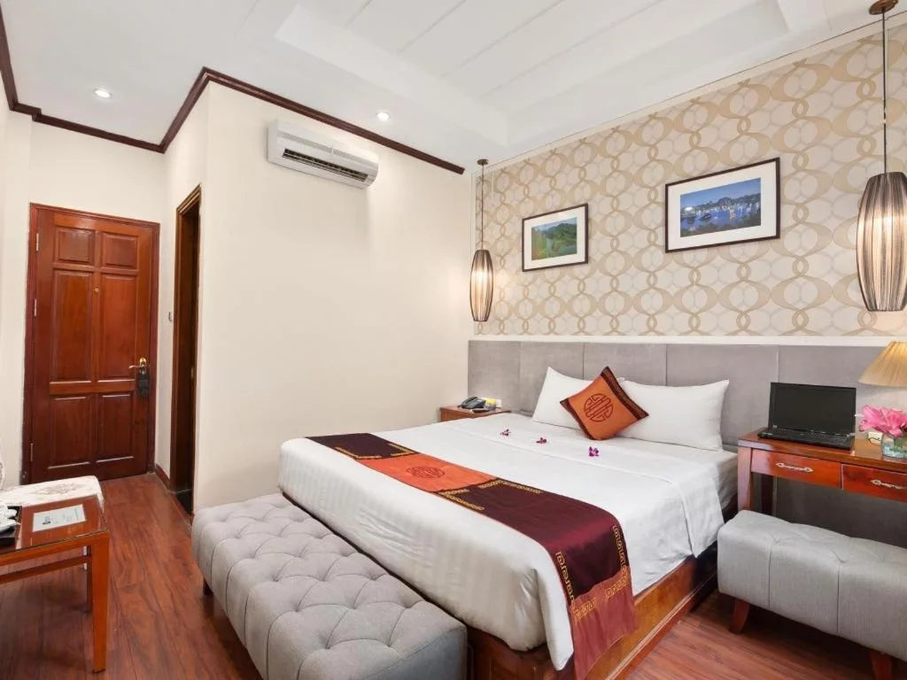 Khách sạn Hà Nội Sena Hotel & Travel