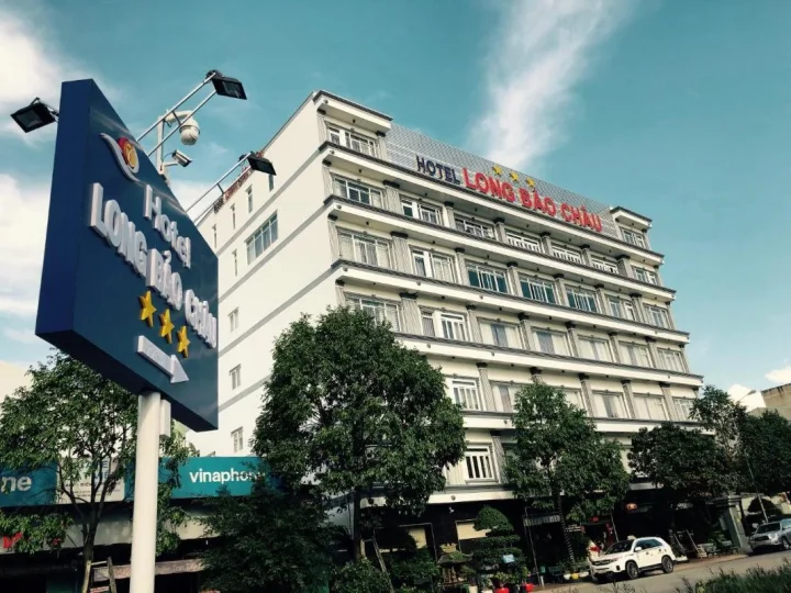 Long Bảo Châu Hotel