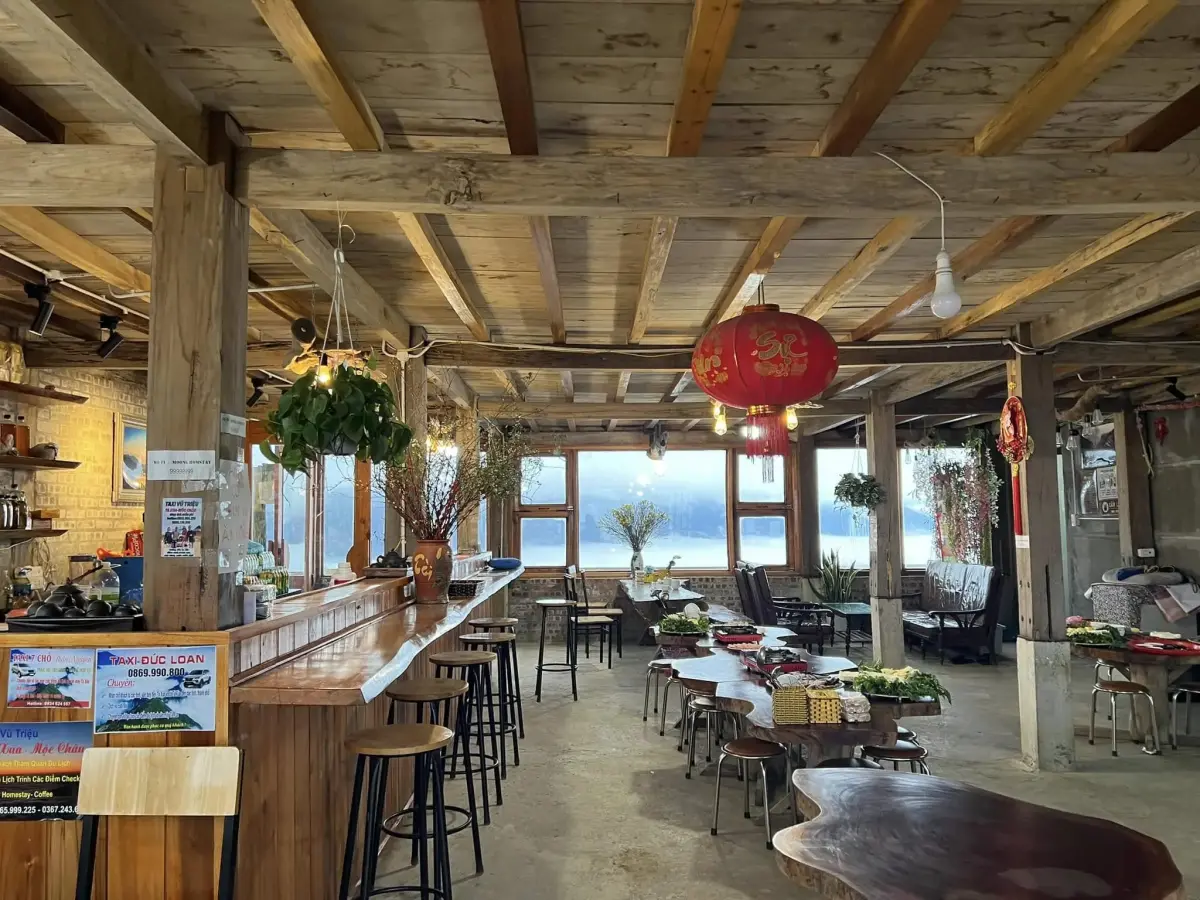 Moong Homestay & Coffee Tà Xùa Sơn La