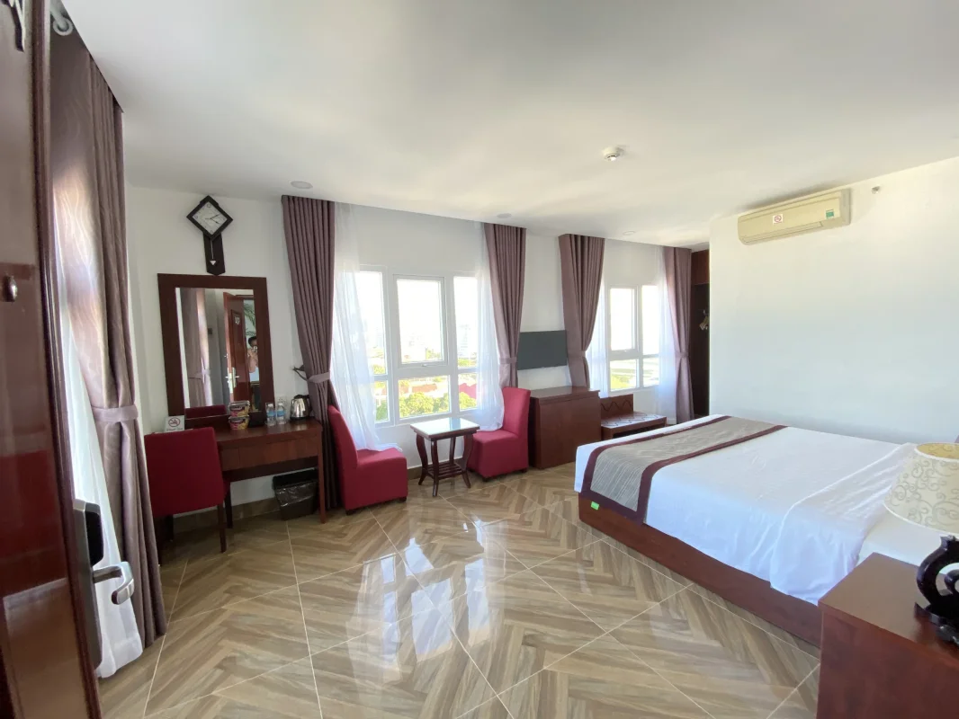Khách sạn Gem Nha Trang Hotel