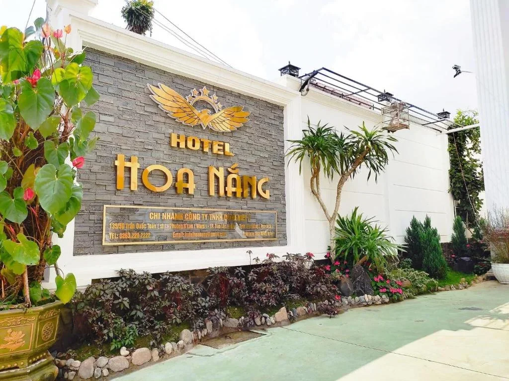 Khách sạn Hoa Nắng Hotel Lâm Đồng