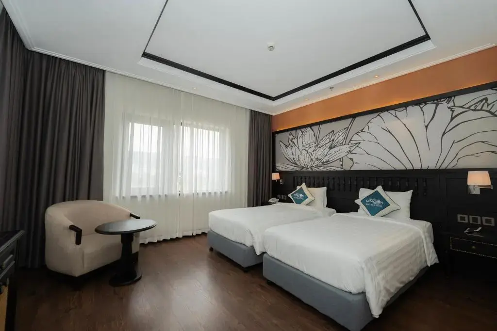 Khách sạn Green Dragon Boutique Hotel Quảng Ninh