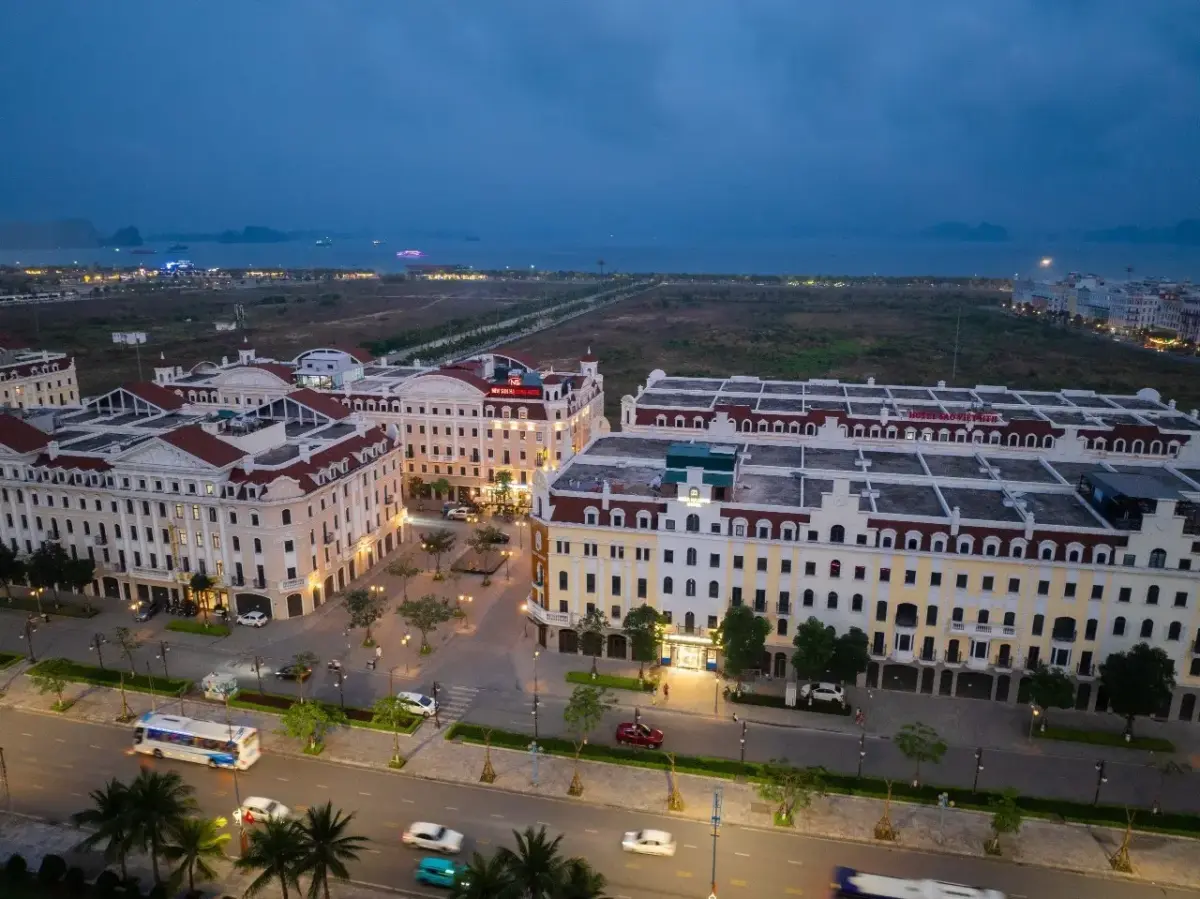 Khách sạn Mira Hạ Long Hotel