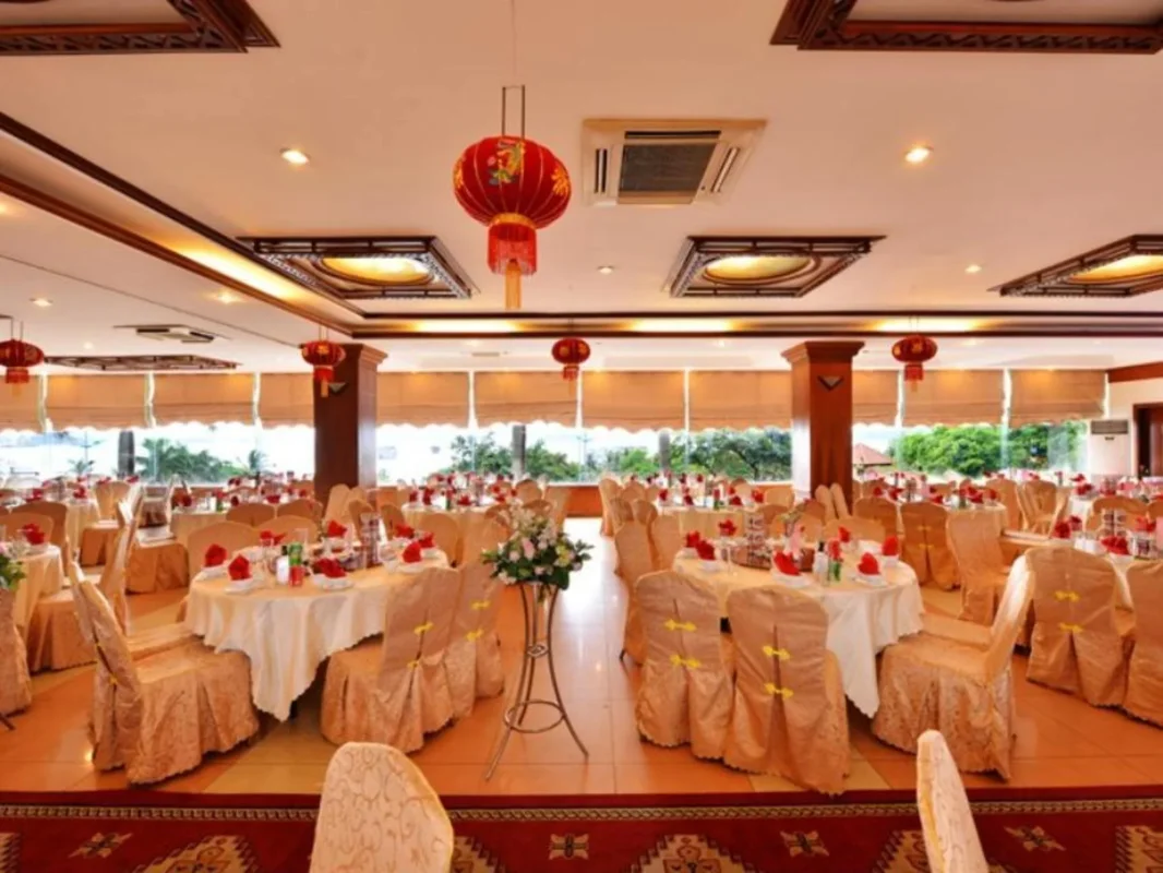 Khách sạn Grand Hạ Long Hotel