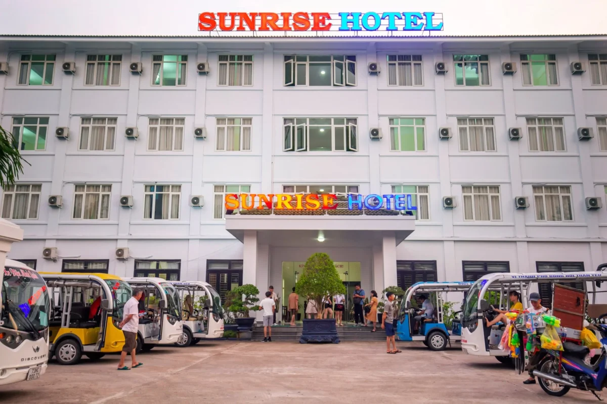 Khách sạn Sunrise Hotel Quảng Bình