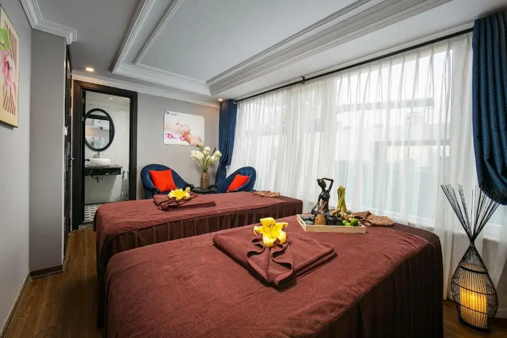 Khách sạn Scent Premium Hotel Hà Nội