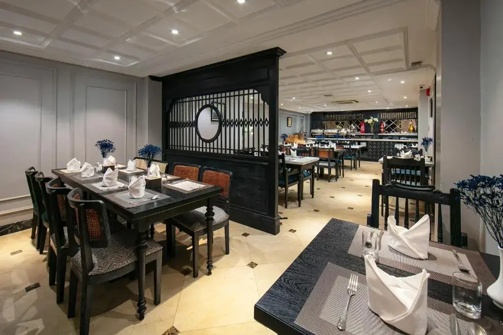 Khách sạn Scent Premium Hotel Hà Nội