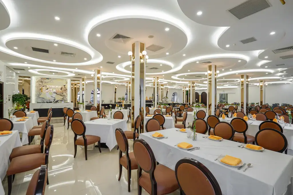 Khách sạn Adamo Hotel Hưng Yên