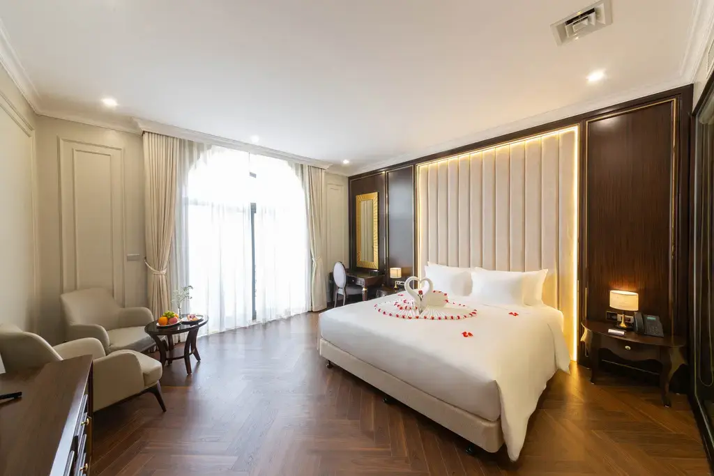 Khách sạn Adamo Hotel Hưng Yên