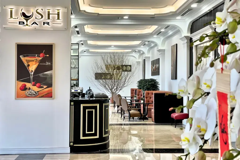 Khách sạn Adamo Hotel Hưng Yên