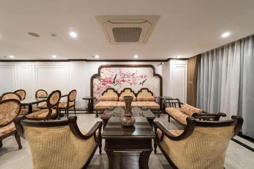 Khách sạn Legend Smart Hotel Hà Nội