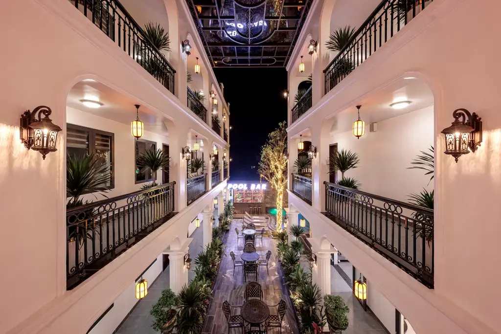 Khách sạn Tam Cốc Diamond Premium Hotel & Spa Ninh Bình
