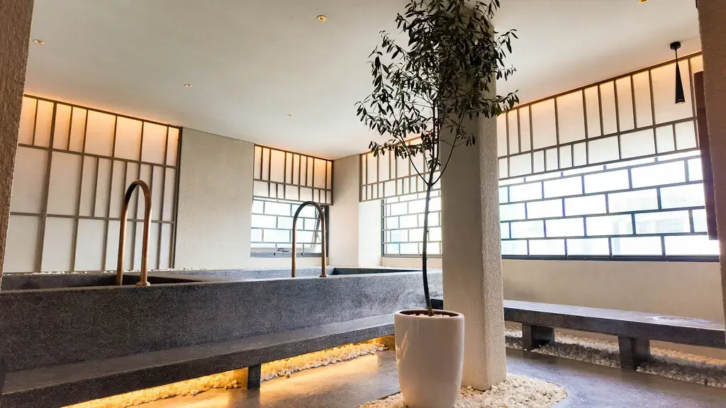 Khách sạn Metrolux By Zeus Group Hotel Hồ Chí Minh