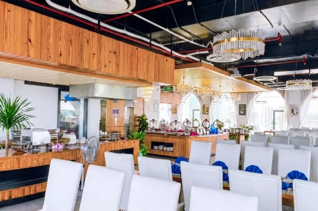 Khách sạn Sandals Everyday Hotel Đắk Lắk