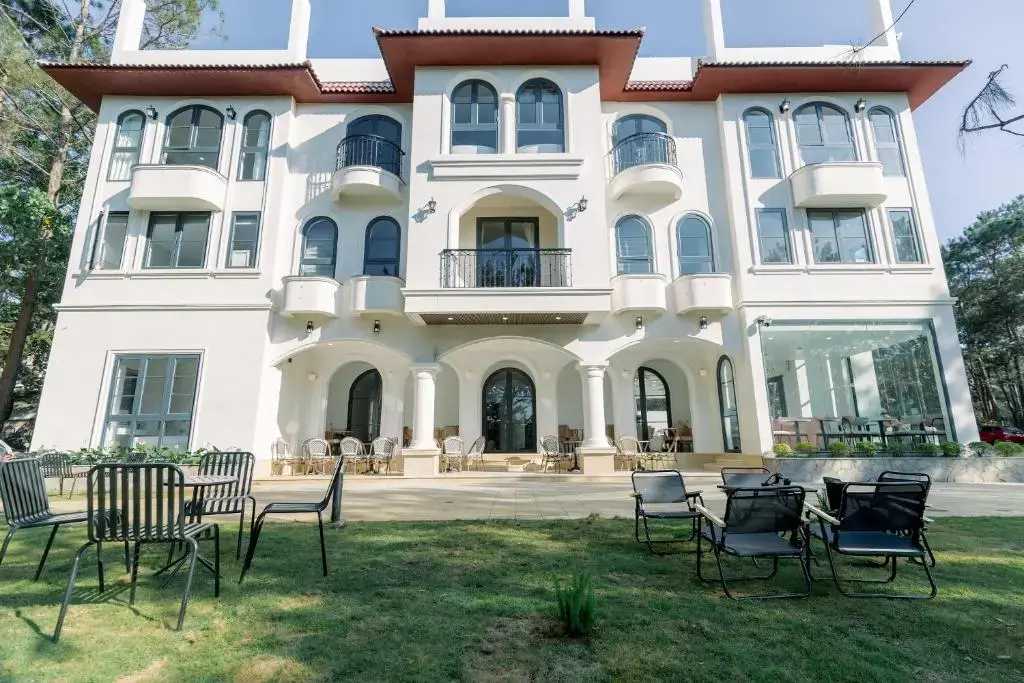 Khách sạn Veluna Hotel Măng Đen Kon Tum