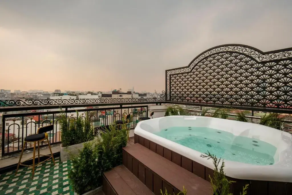 Khách sạn Hà Nội Plaza Suite Hotel & Spa