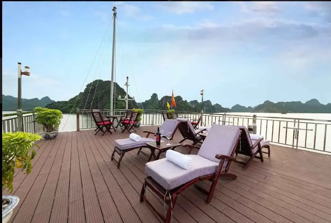 Du thuyền Amanda Legend Cruise Hạ Long