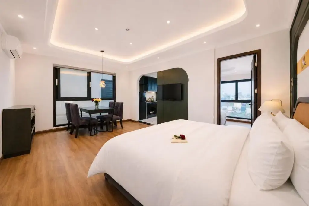 Khách sạn Eli Rina Hotel Hà Nội