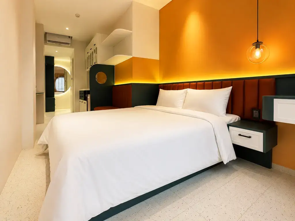 Khách sạn Amana Living - Hồng Hà Hồ Chí Minh
