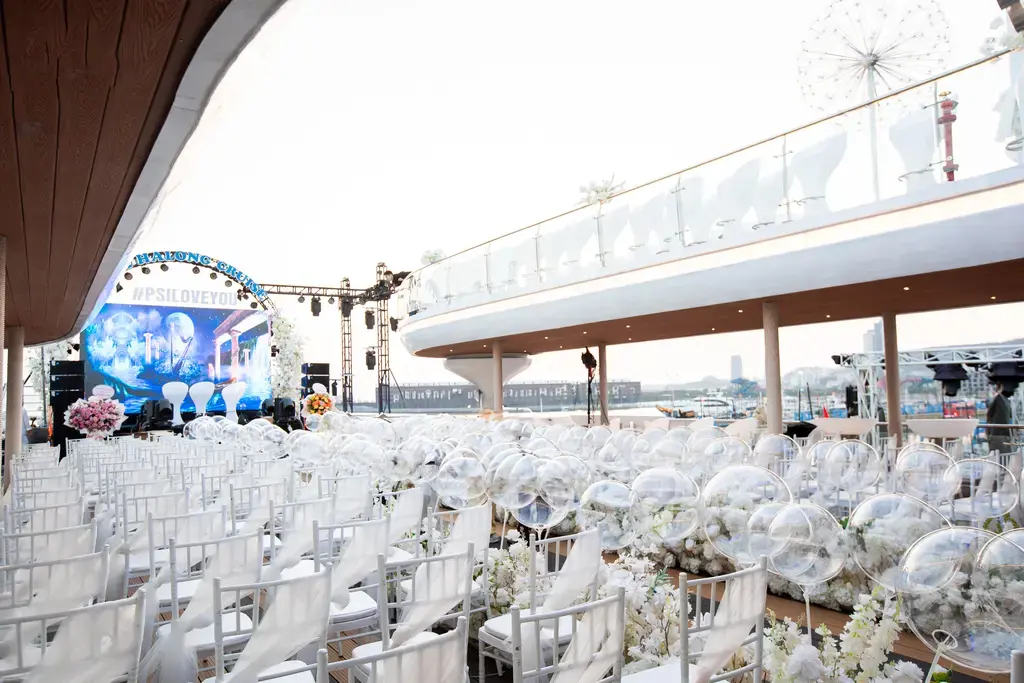Du thuyền Luna Hạ Long Cruise