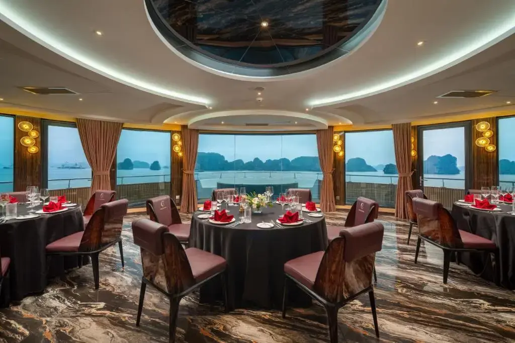 Du thuyền Luna Hạ Long Cruise