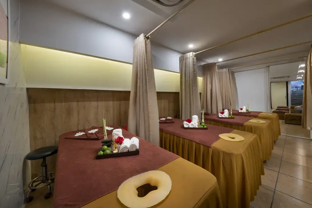 Khách sạn SQ Hàng Gai Hotel & Spa Hà Nội