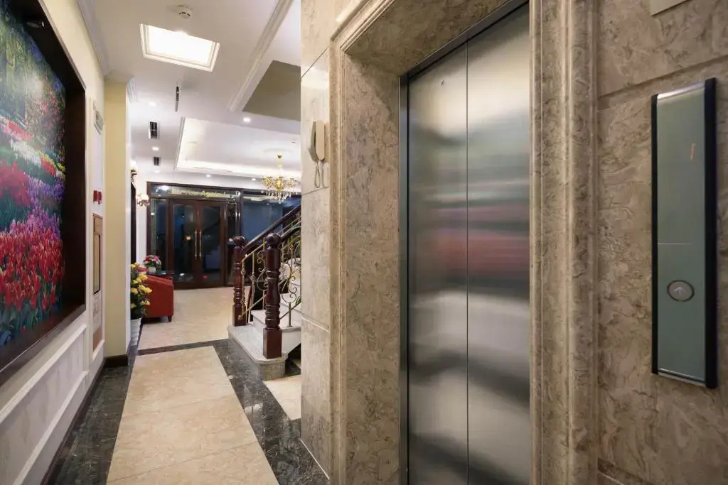 Khách sạn Bay Luxury Binh Anh Grand Hotel Hà Nội