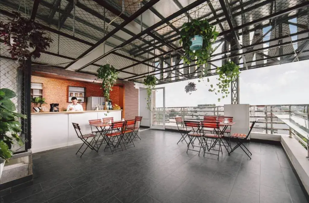 Khách sạn Toàn Thắng Hotel By Bay Luxury Hà Nội