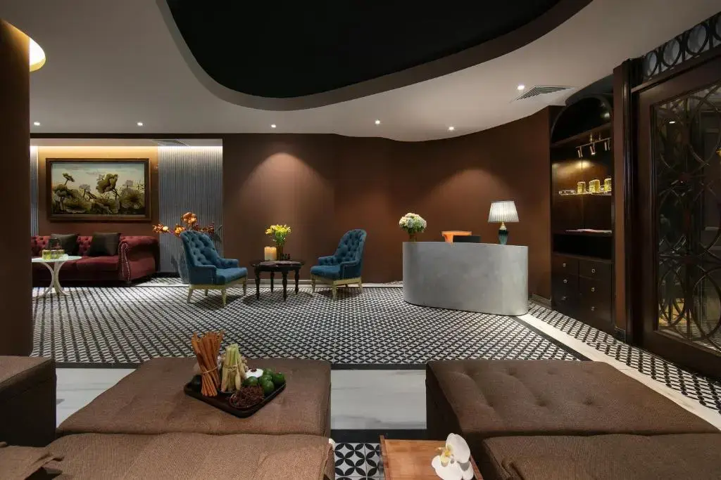 Khách sạn MAY DE VILLE Crown Hotel Hà Nội