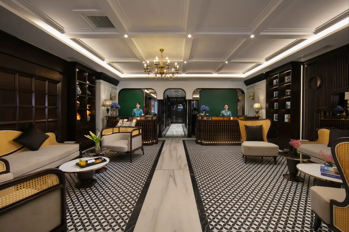 Khách sạn MAY DE VILLE Crown Hotel Hà Nội