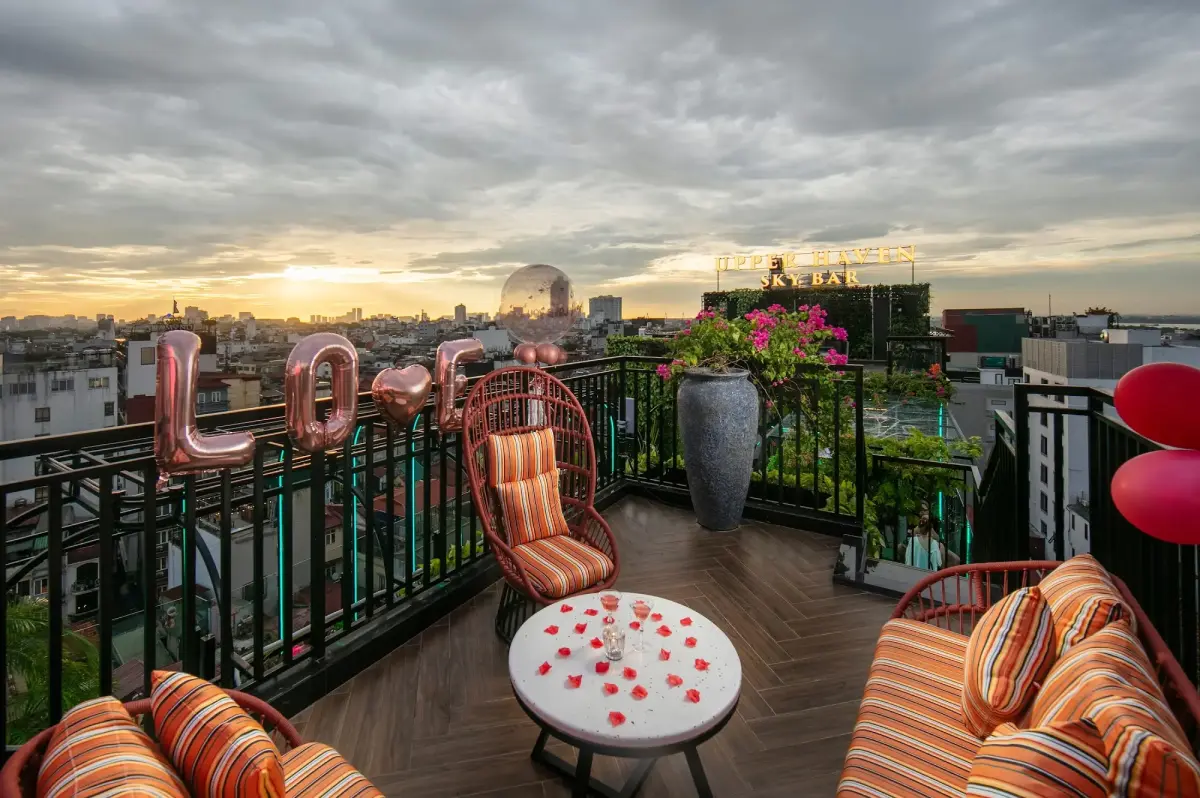 Khách sạn MAY DE VILLE Crown Hotel Hà Nội
