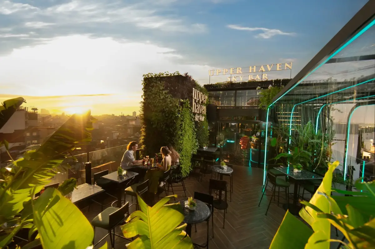Khách sạn MAY DE VILLE Crown Hotel Hà Nội