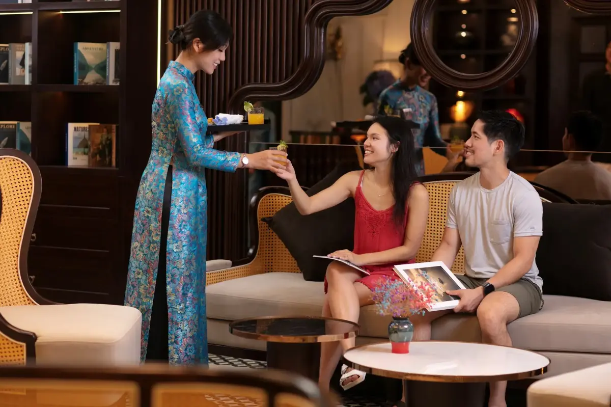 Khách sạn MAY DE VILLE Crown Hotel Hà Nội
