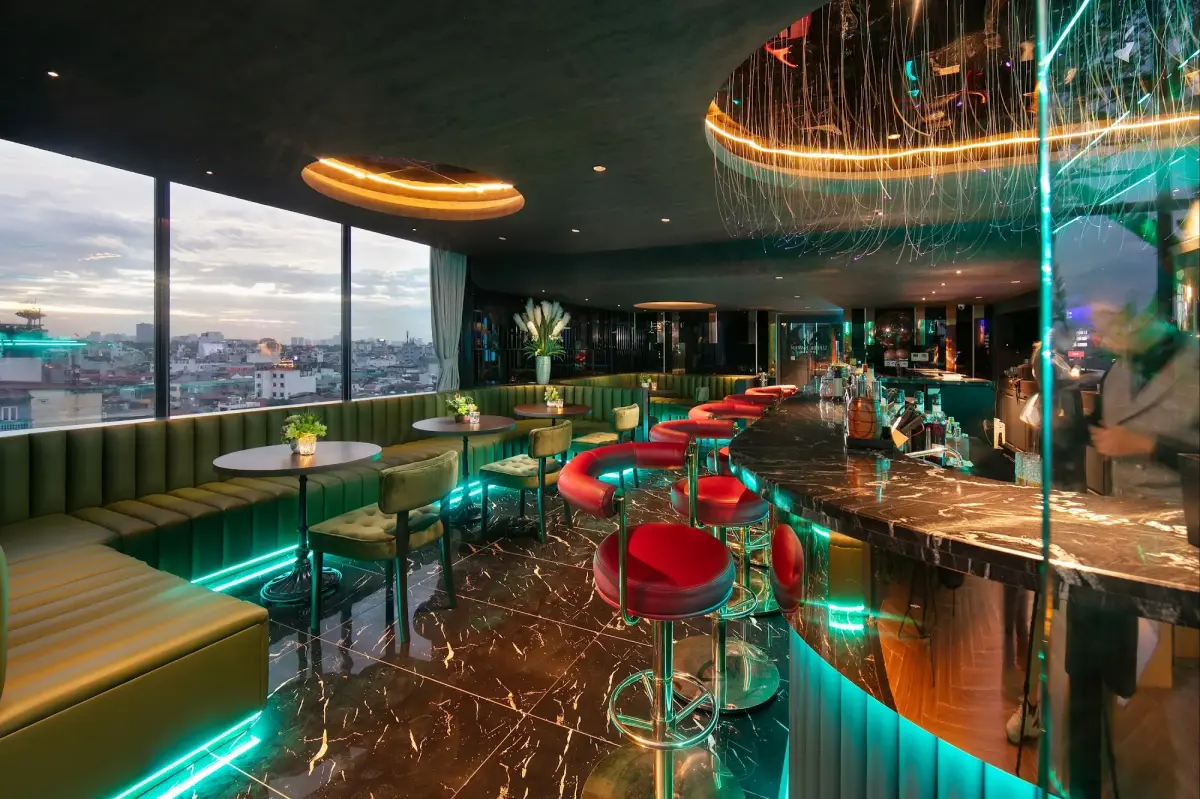 Khách sạn MAY DE VILLE Crown Hotel Hà Nội