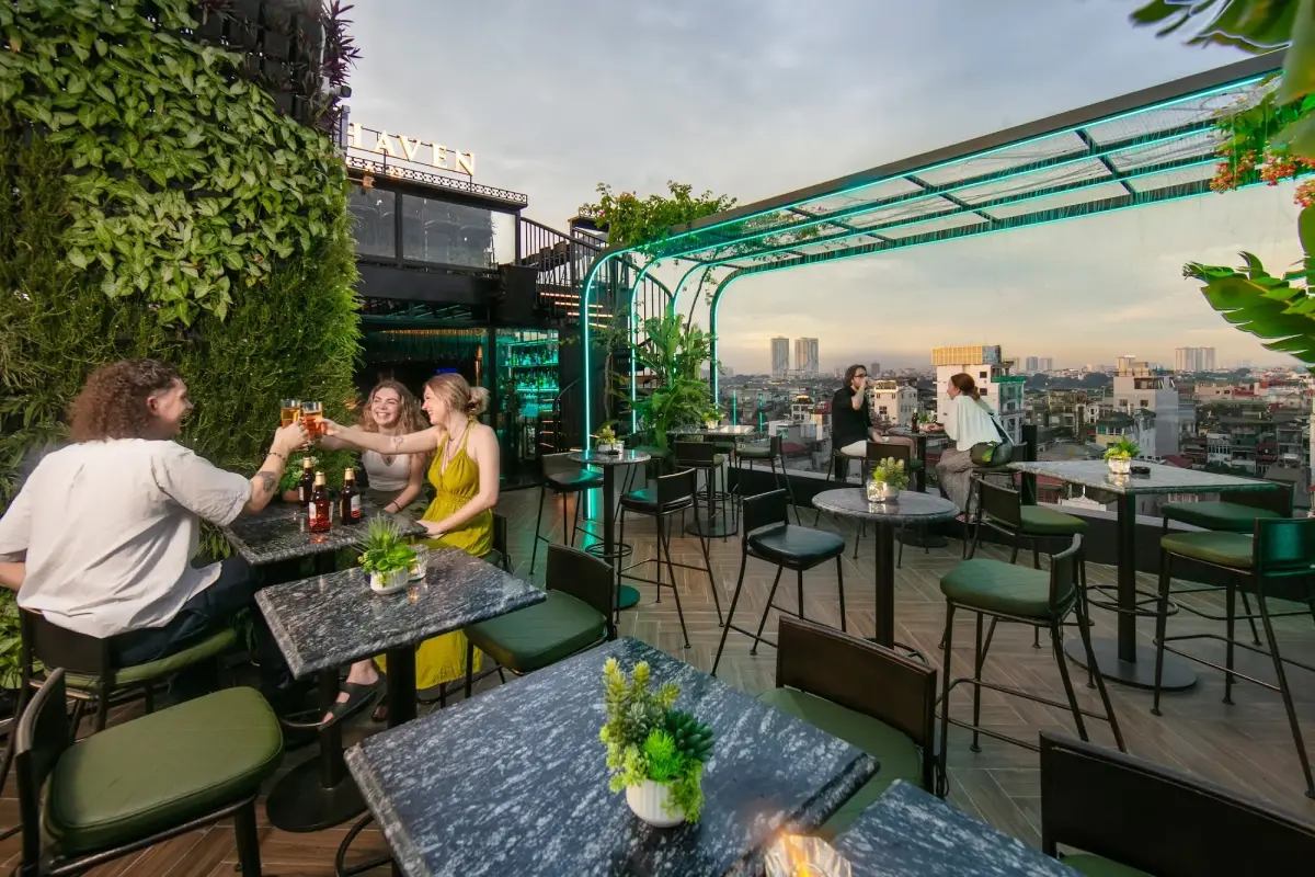 Khách sạn MAY DE VILLE Crown Hotel Hà Nội