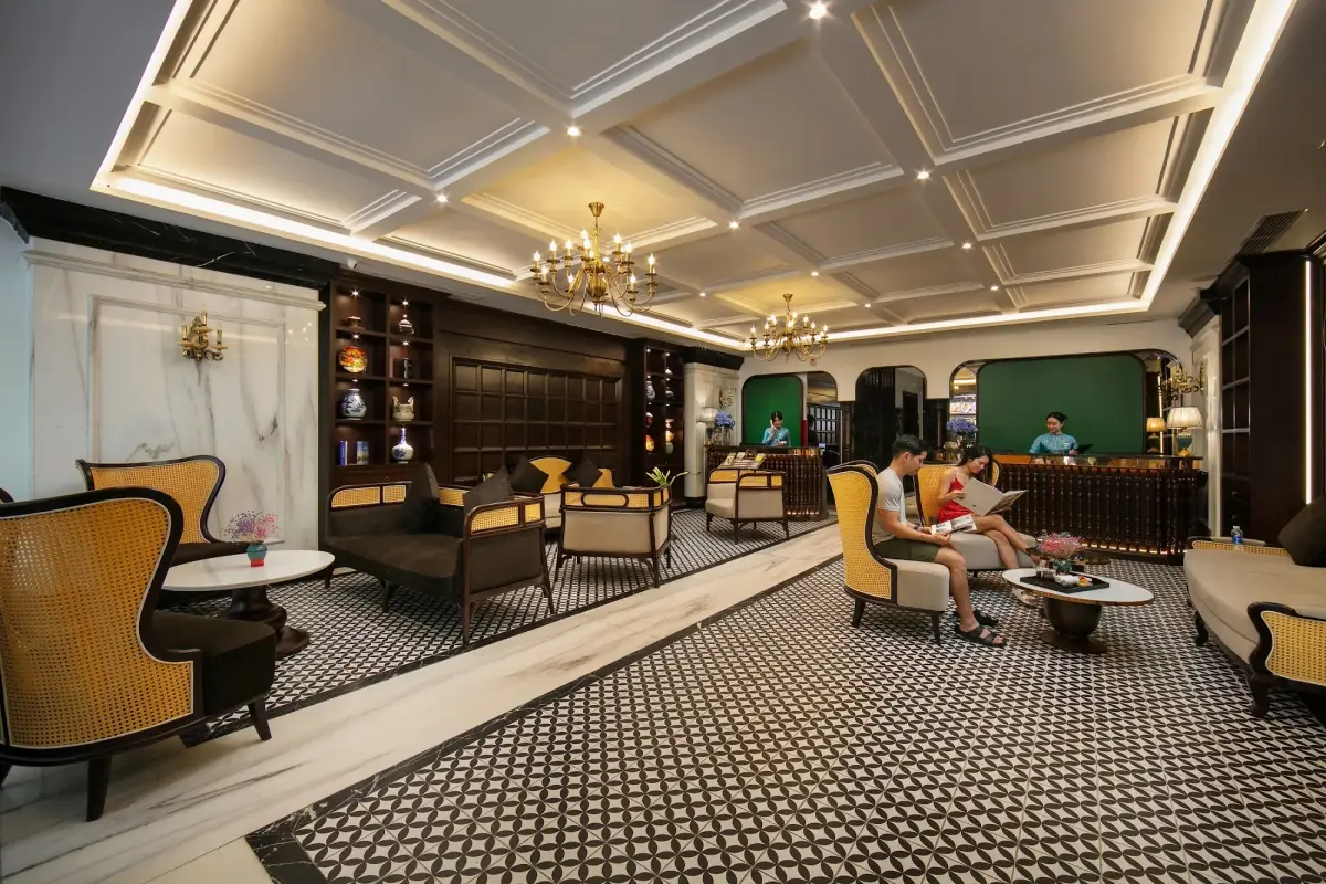Khách sạn MAY DE VILLE Crown Hotel Hà Nội