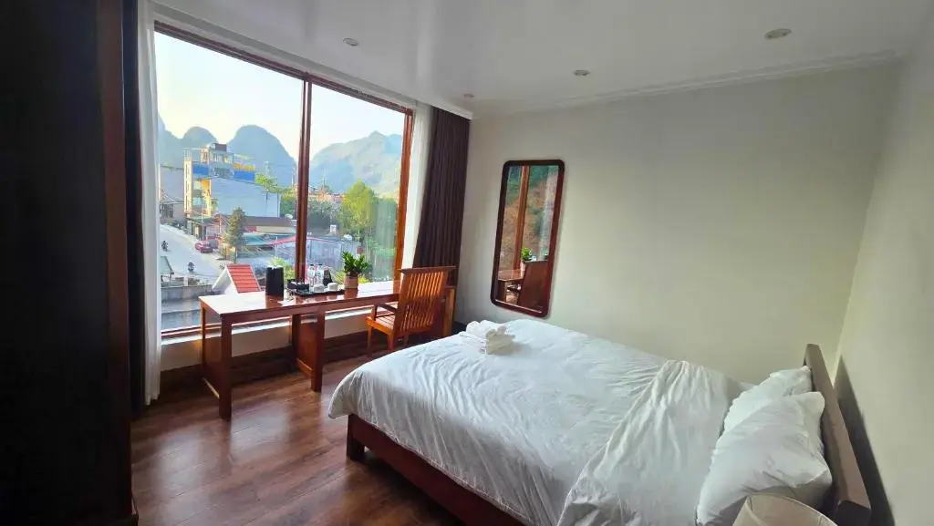 Khách sạn Việt Sơn Lâm Hotel Đồng Văn Hà Giang