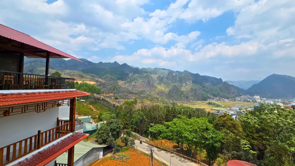 Khách sạn Việt Sơn Lâm Hotel Đồng Văn Hà Giang