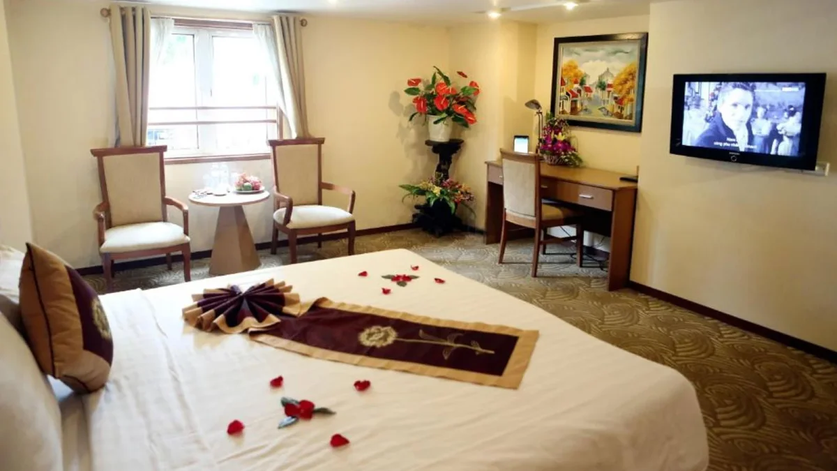 Khách sạn Lenid De Hồ Gươm Hotel Hà Nội