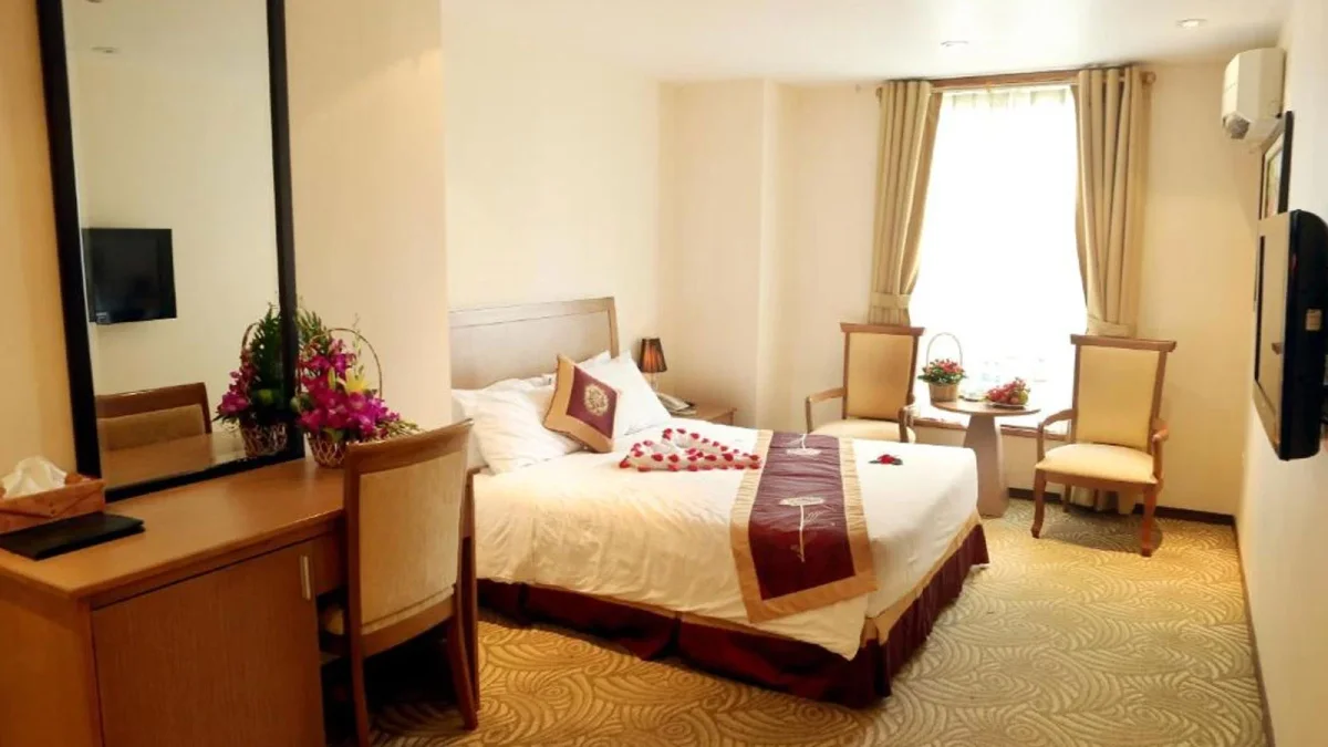 Khách sạn Lenid De Hồ Gươm Hotel Hà Nội
