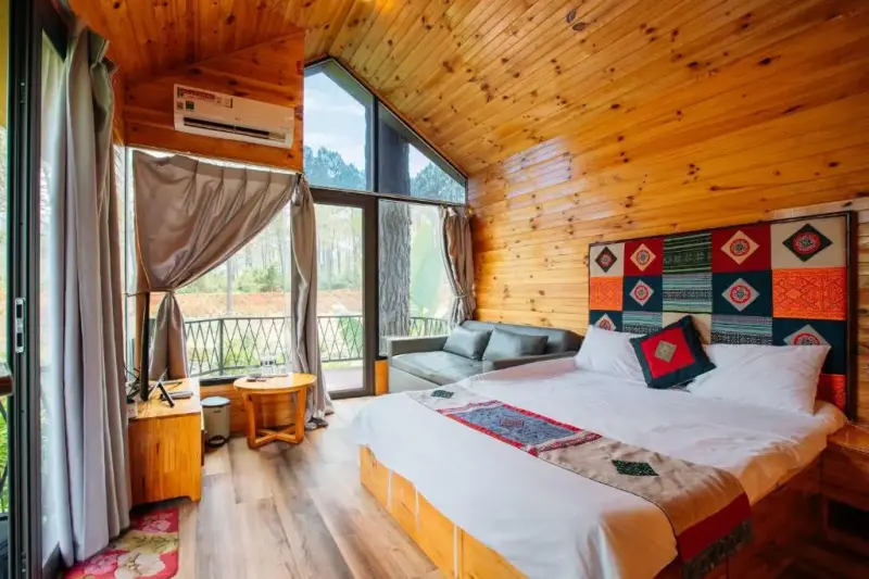 Phoenix Mộc Châu Resort - Standard Bunglow