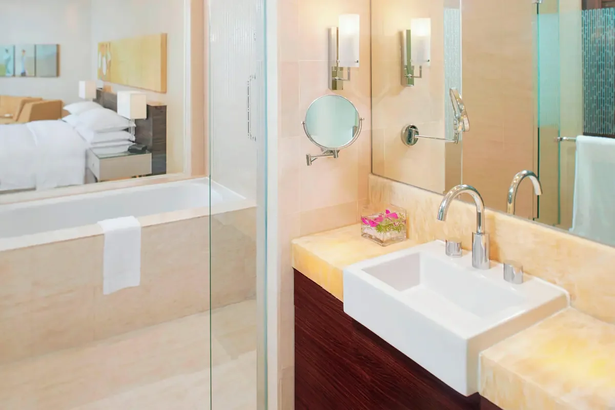 Khách sạn Sheraton Nha Trang Hotel & Spa