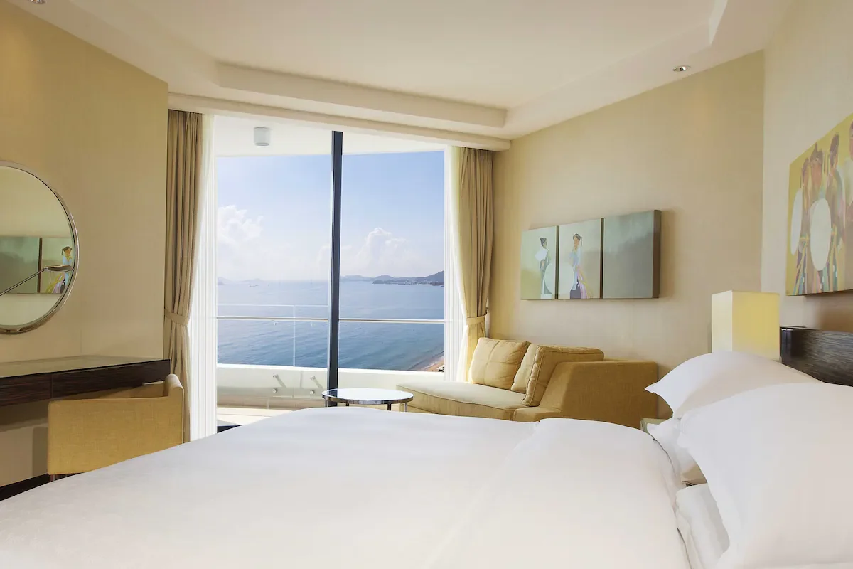 Khách sạn Sheraton Nha Trang Hotel & Spa